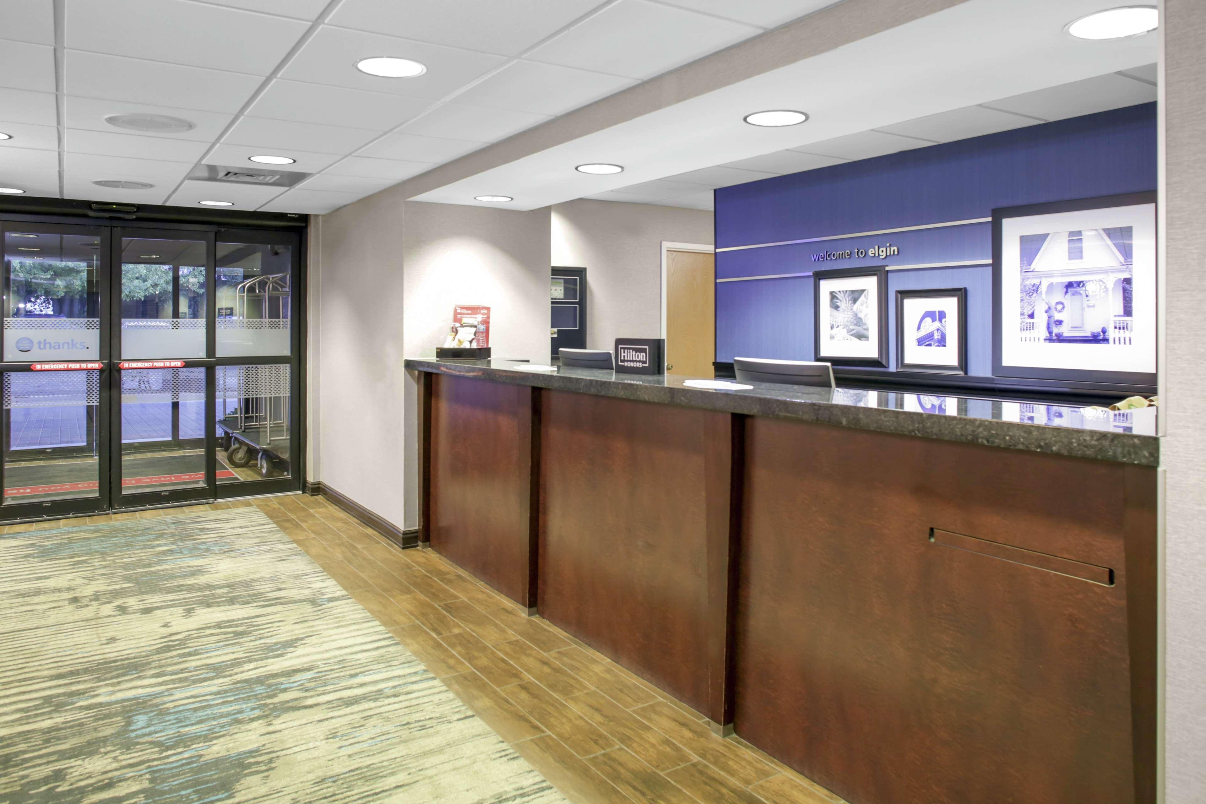 Hampton Inn Chicago Elgin/I-90 Exterior photo