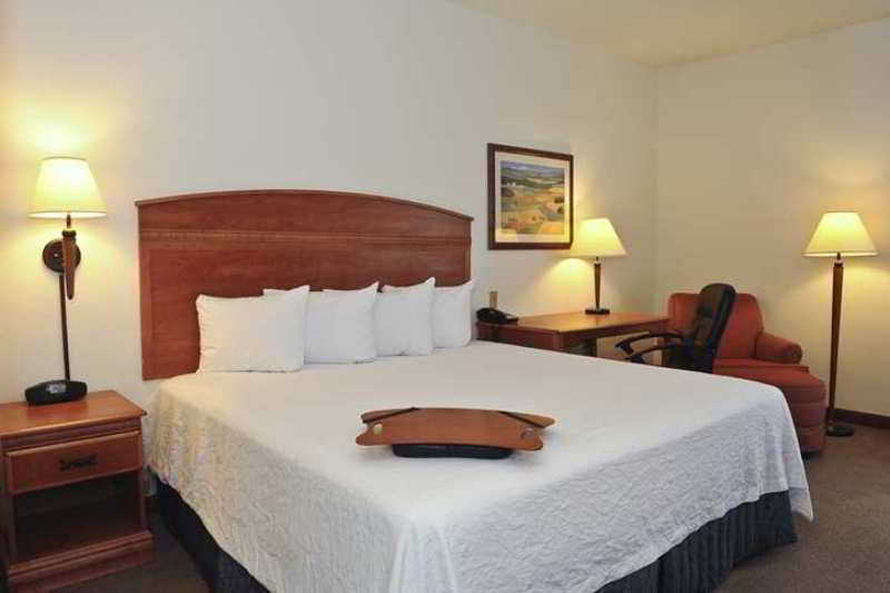 Hampton Inn Chicago Elgin/I-90 Exterior photo