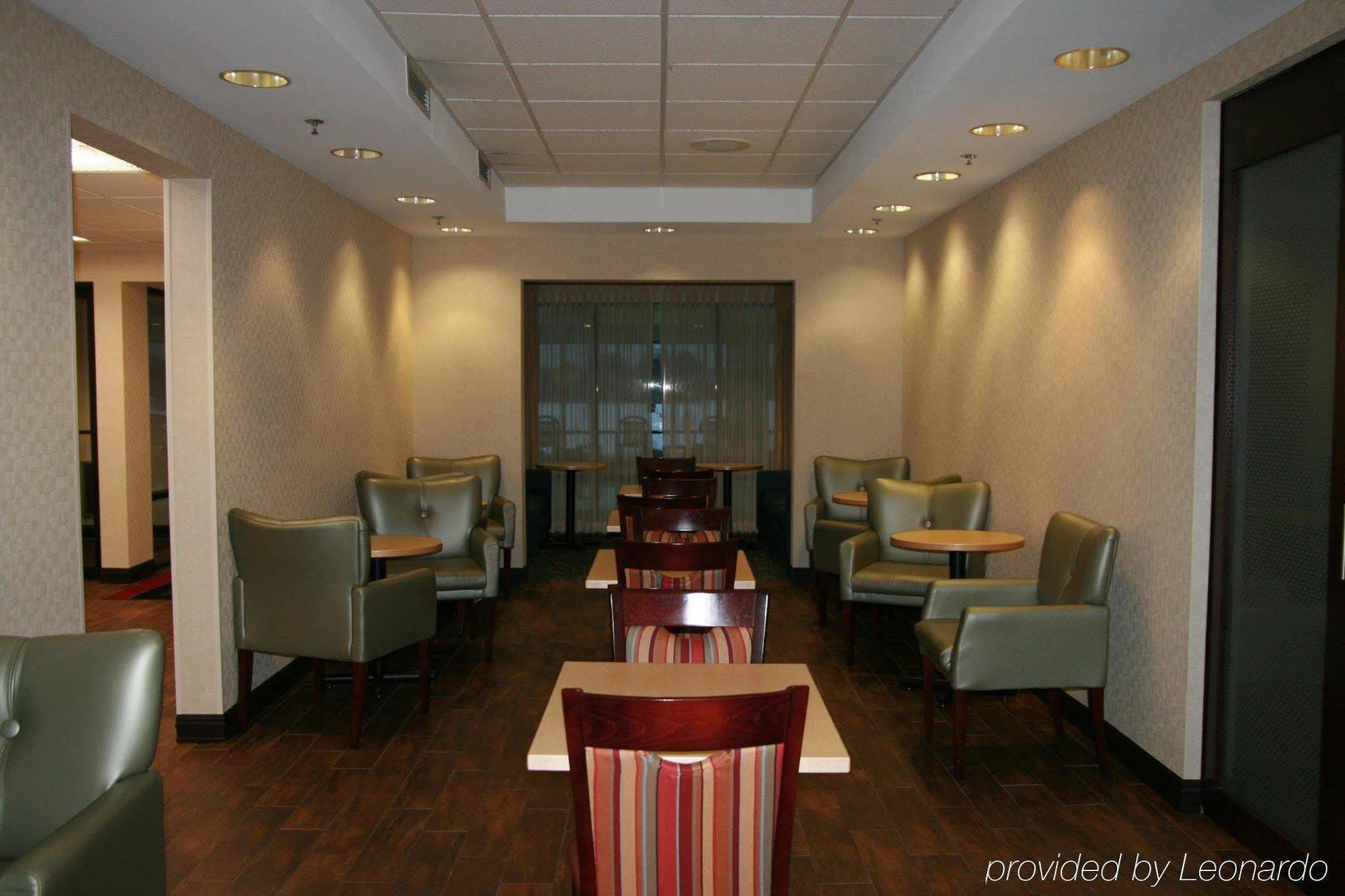 Hampton Inn Chicago Elgin/I-90 Exterior photo