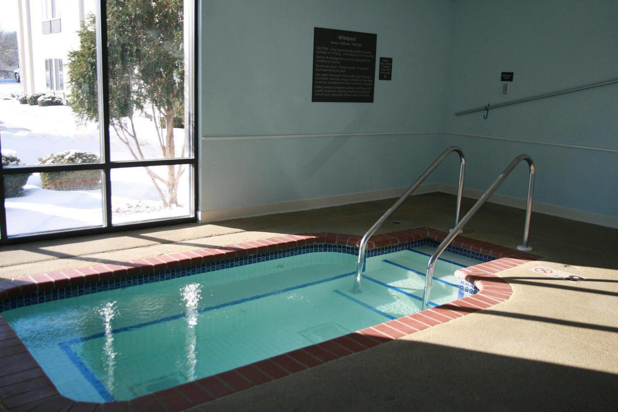 Hampton Inn Chicago Elgin/I-90 Facilities photo